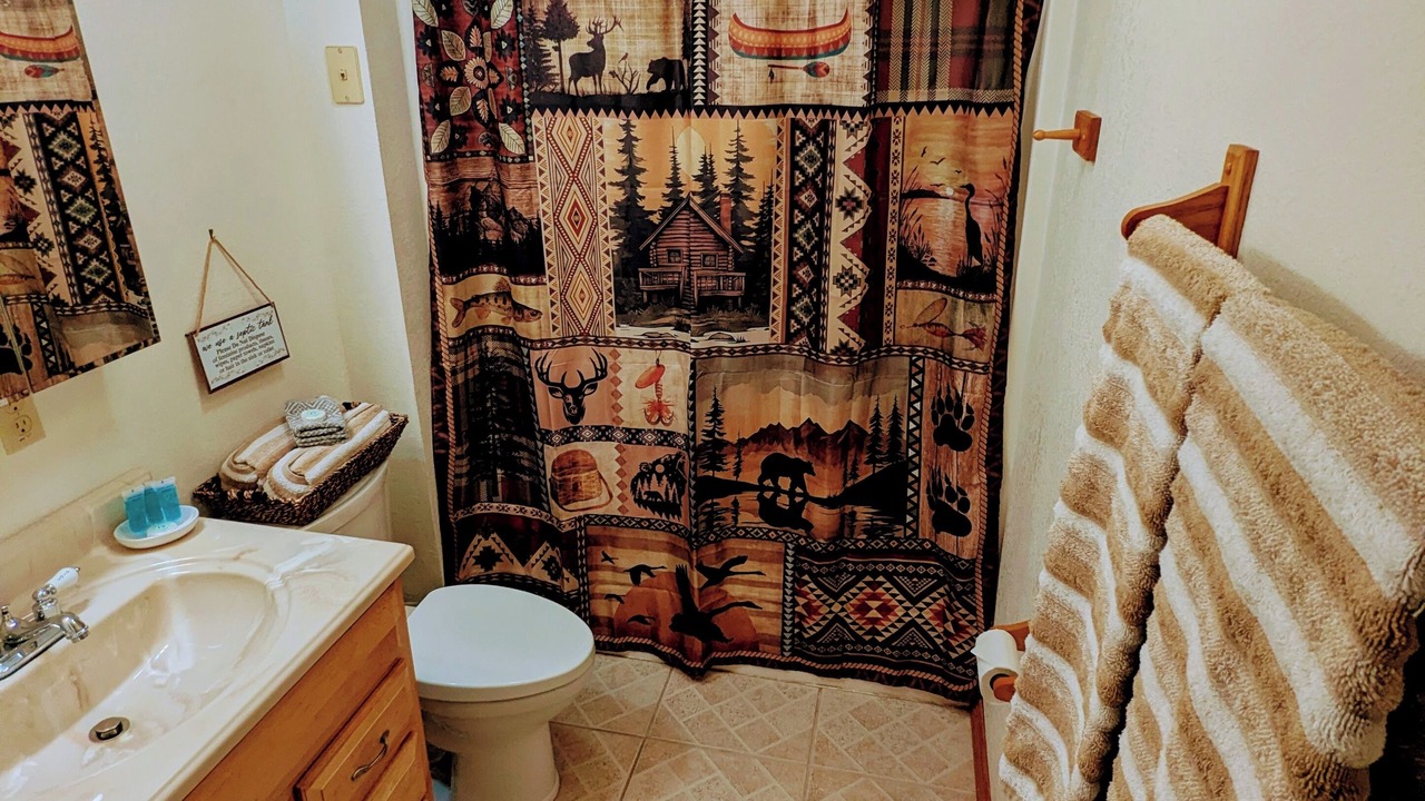 Photo of Bathroom in Edgar