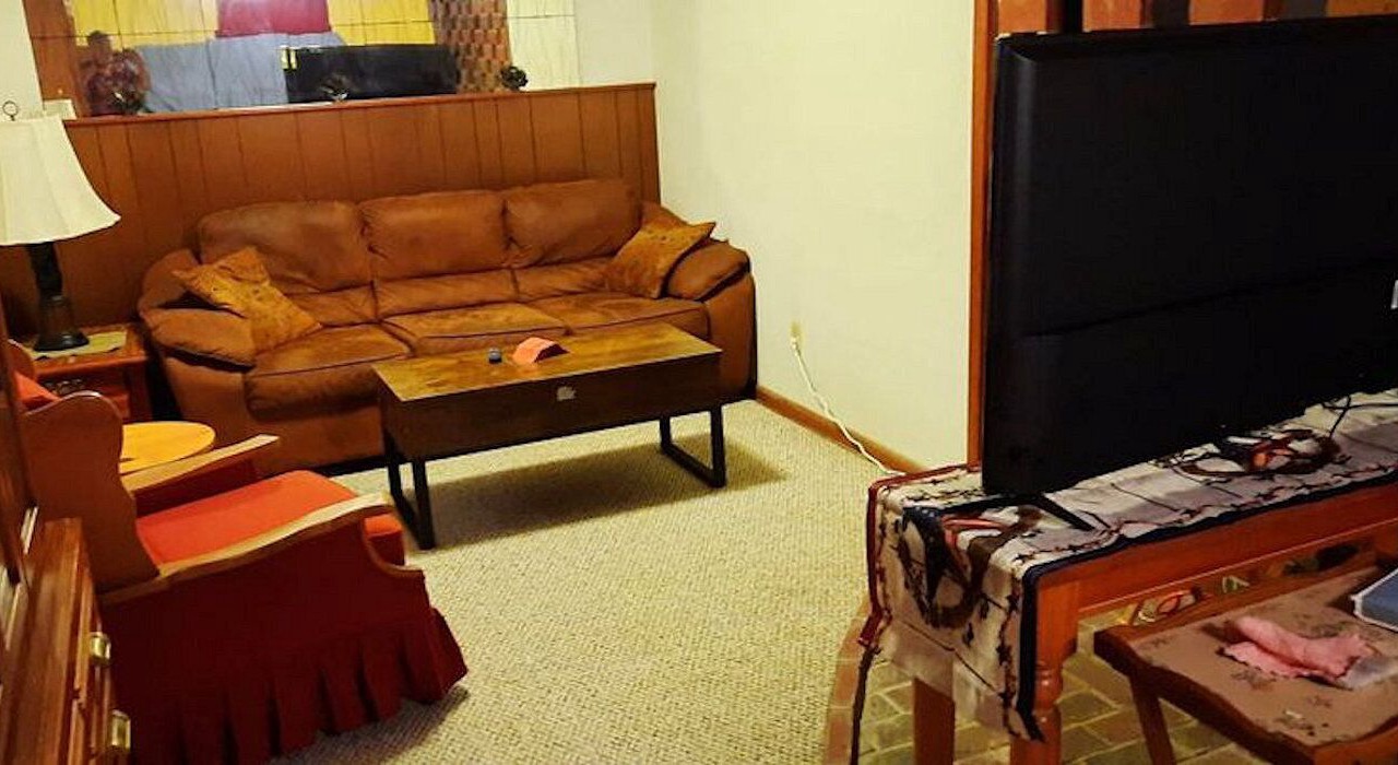 Photo of Livingroom in Chiefland