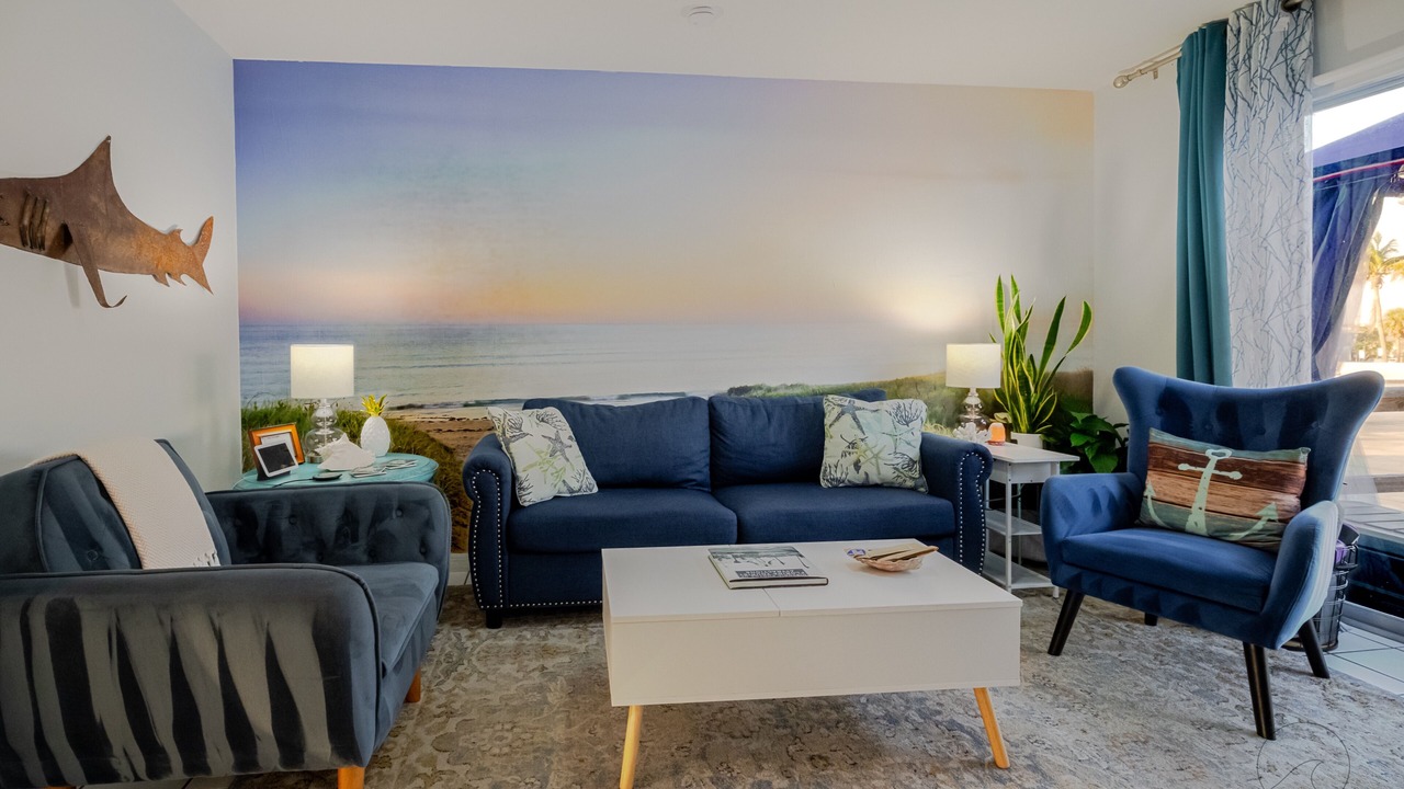 Photo of Livingroom in Saint Armands Key