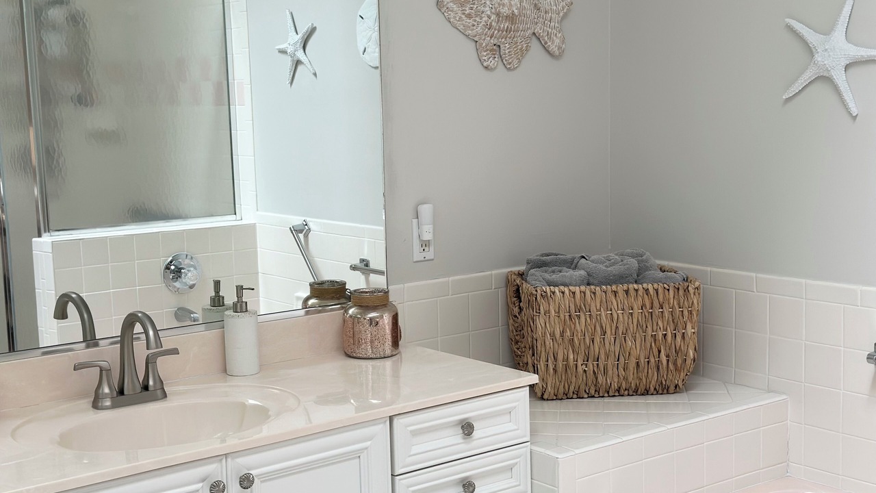 Photo of Bathroom in Palm Harbor