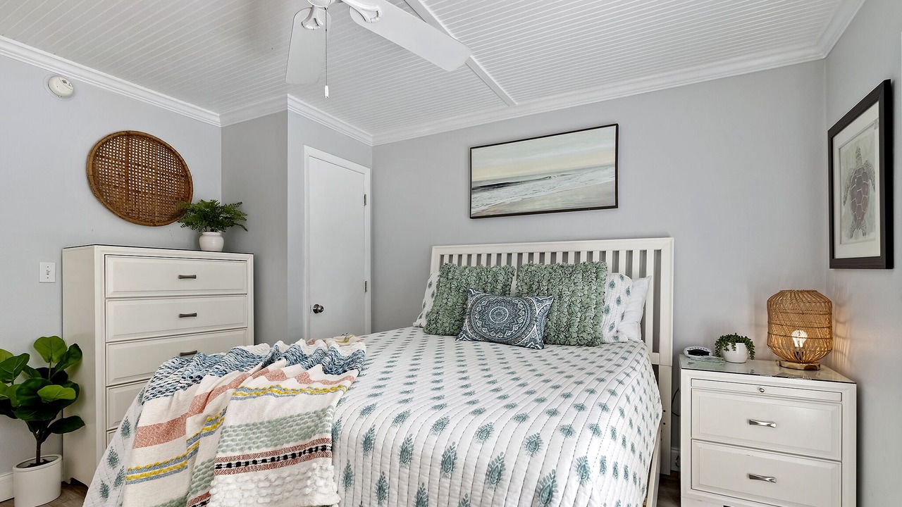 Photo of Bedroom in Bradenton Beach