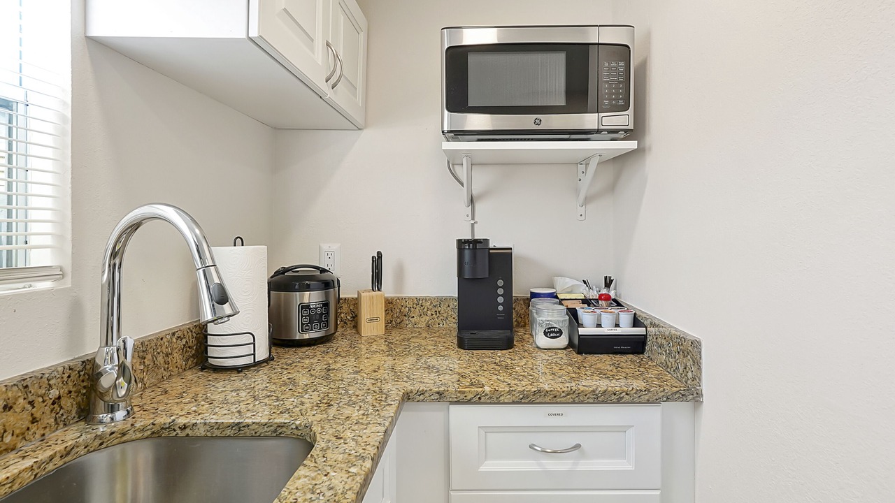 Photo of Kitchen in Bearss Plaza