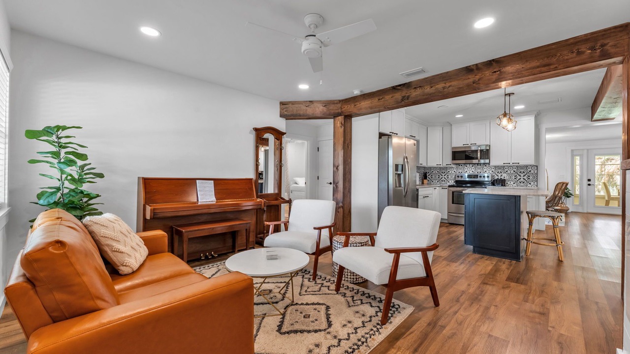 Photo of Livingroom in Lakeland