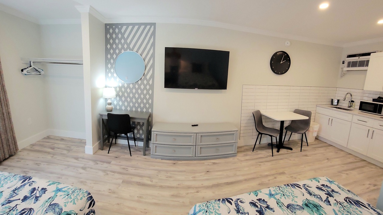 Photo of Bedroom in Treasure Island