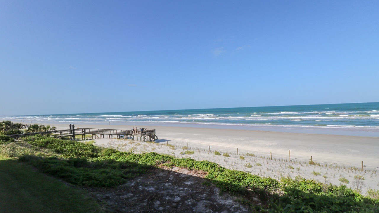 Photo of Patio Balcony in Crescent Beach
