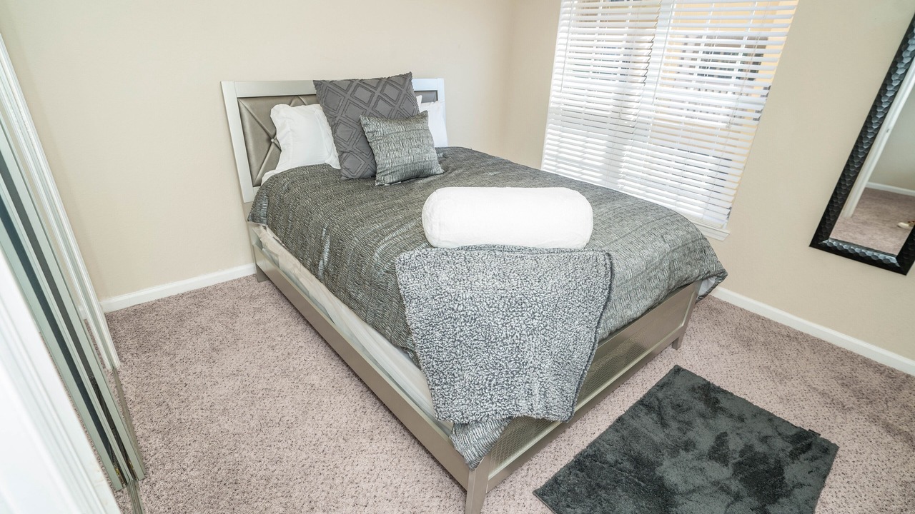 Photo of Bedroom in Port Tampa City