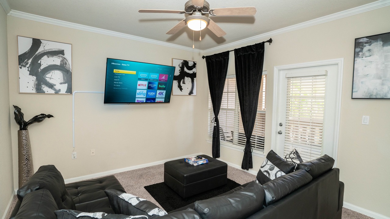 Photo of Livingroom in Port Tampa City