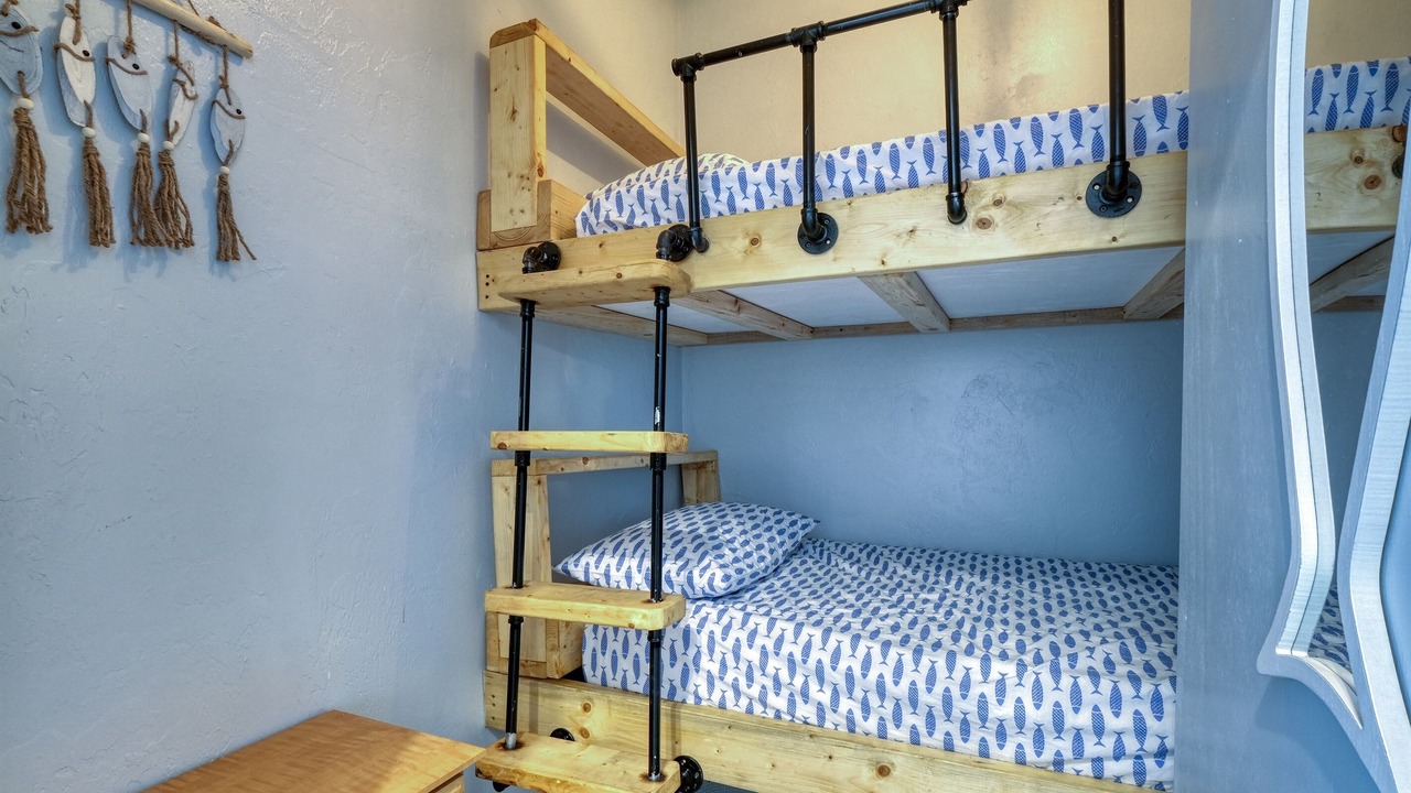 Photo of Bedroom in Cedar Key
