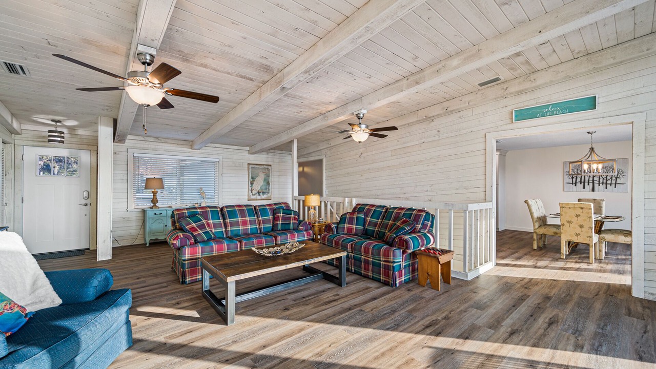 Photo of Livingroom in Crystal Beach