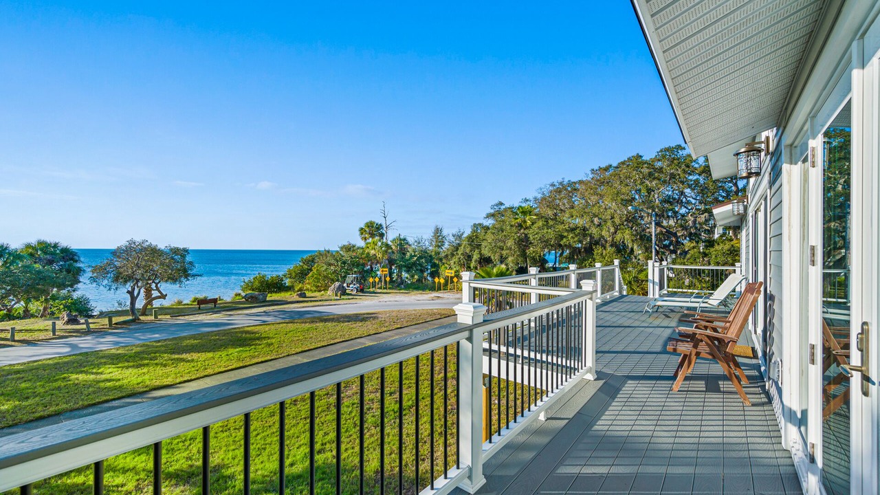 Photo of Patio Balcony in Crystal Beach