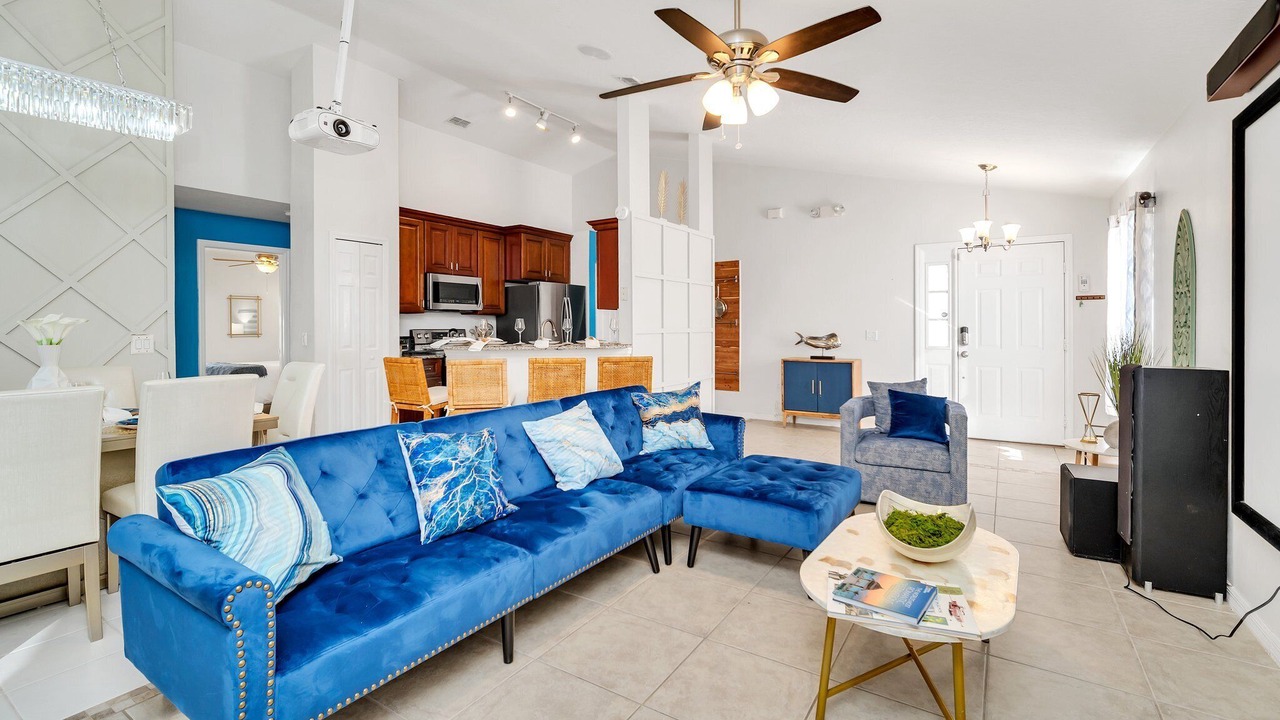 Photo of Livingroom in Davenport