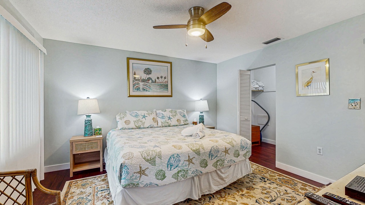 Photo of Bedroom in Whitney Beach