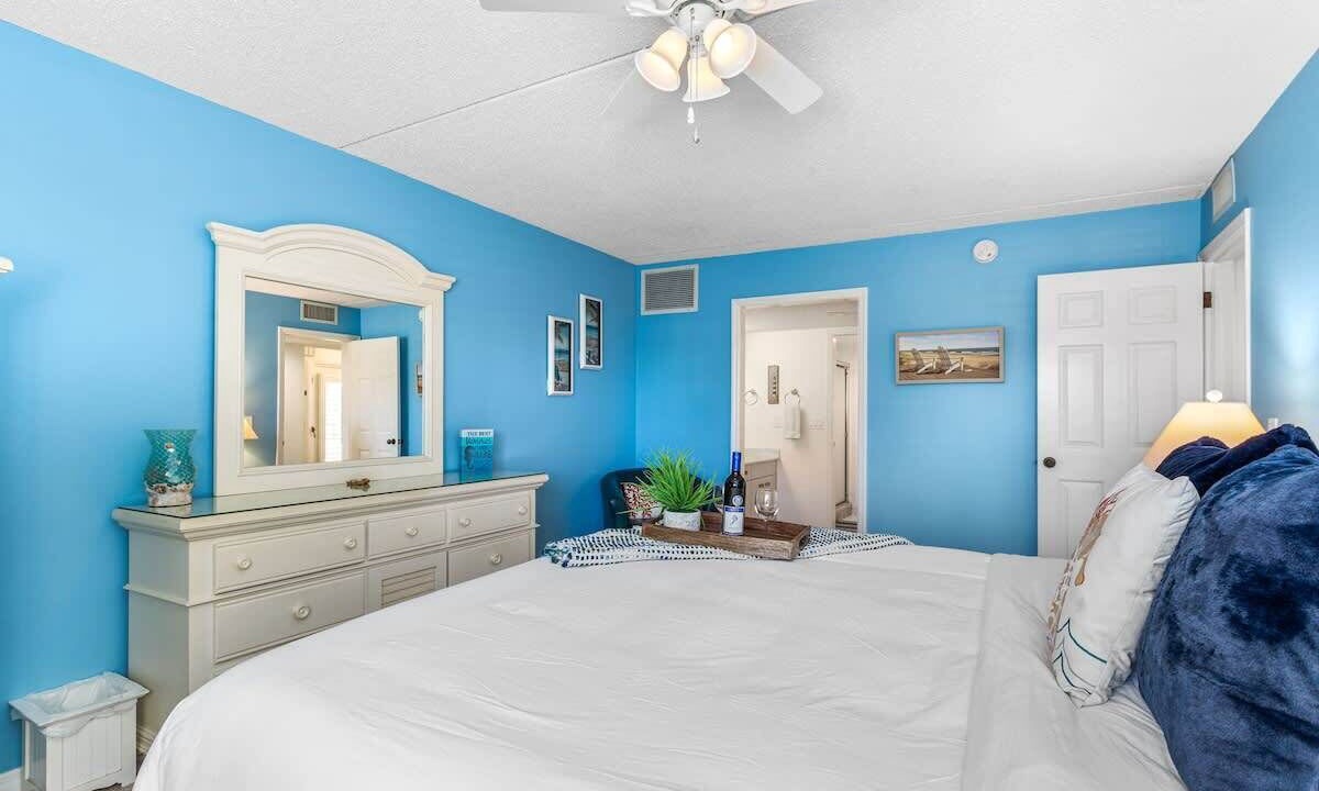 Photo of Bedroom in Belleair Beach