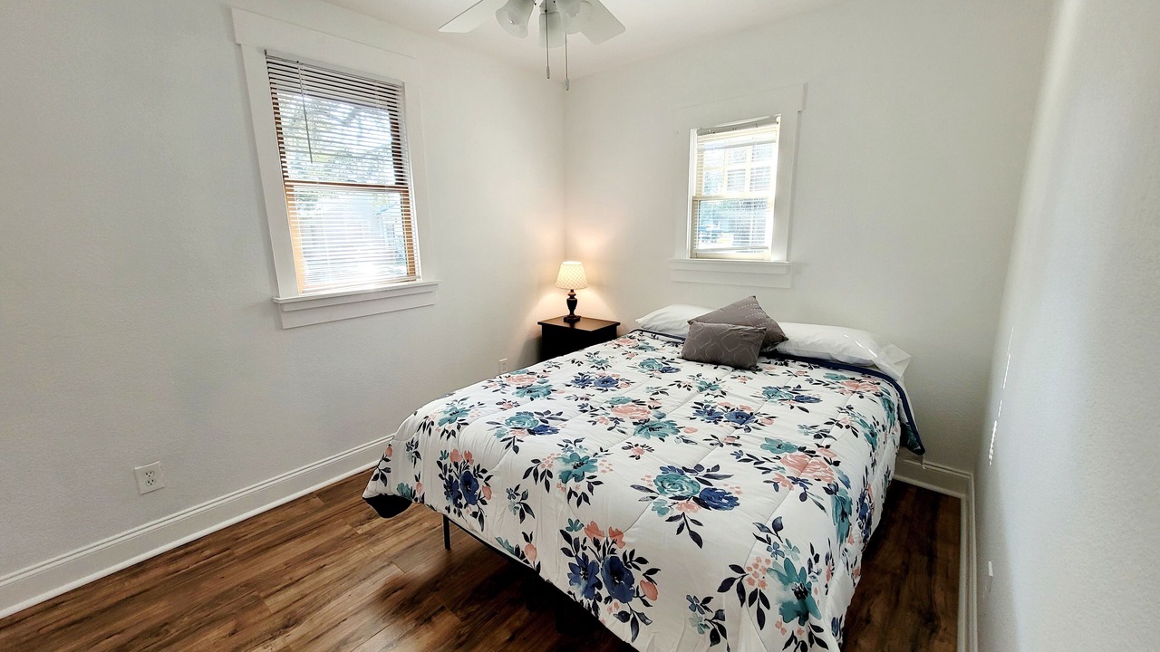 Photo of Bedroom in Sun Bay South