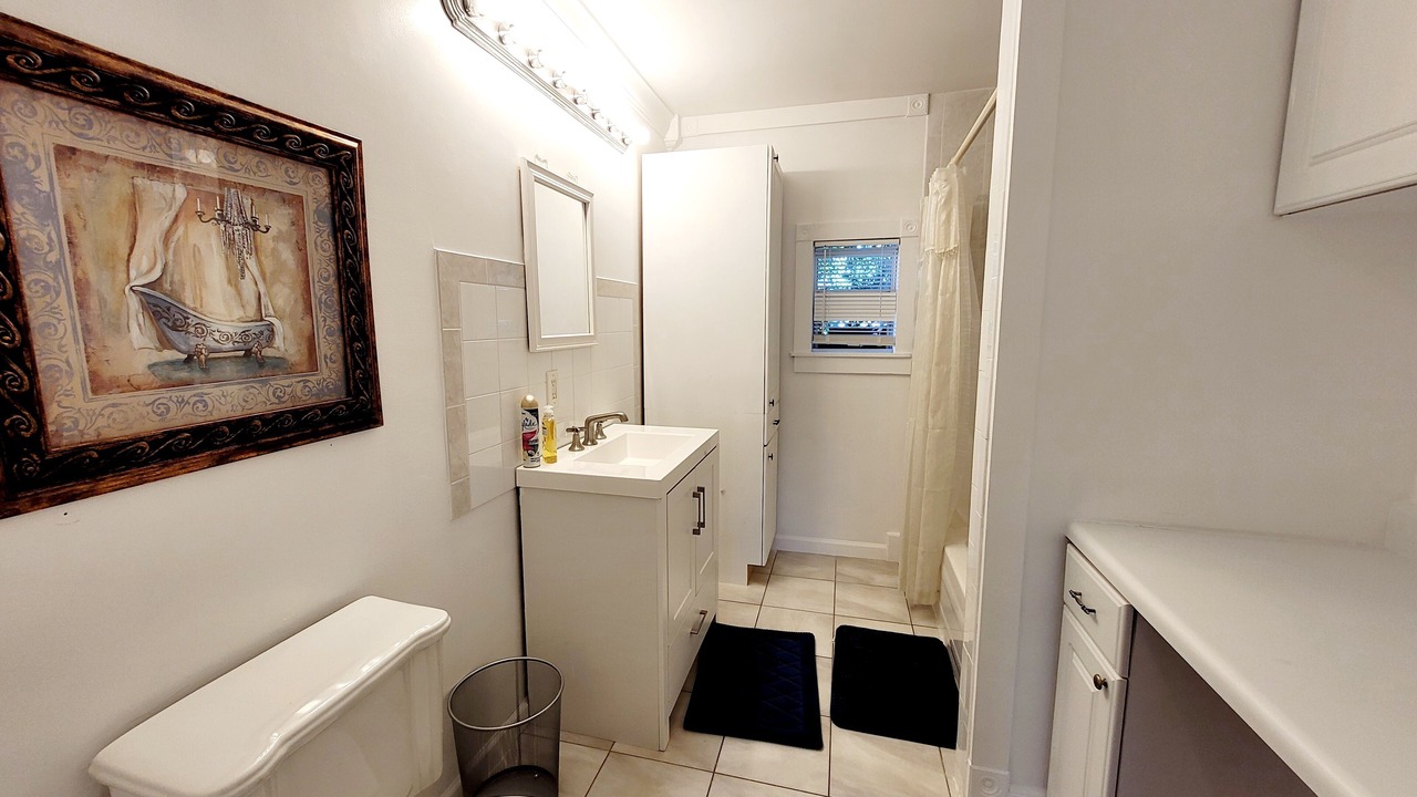 Photo of Bathroom in Sun Bay South