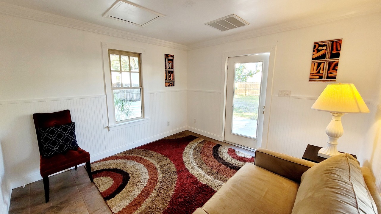 Photo of Livingroom in Sun Bay South