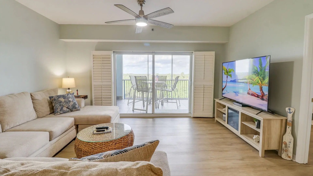 Photo of Livingroom in New Smyrna Beach