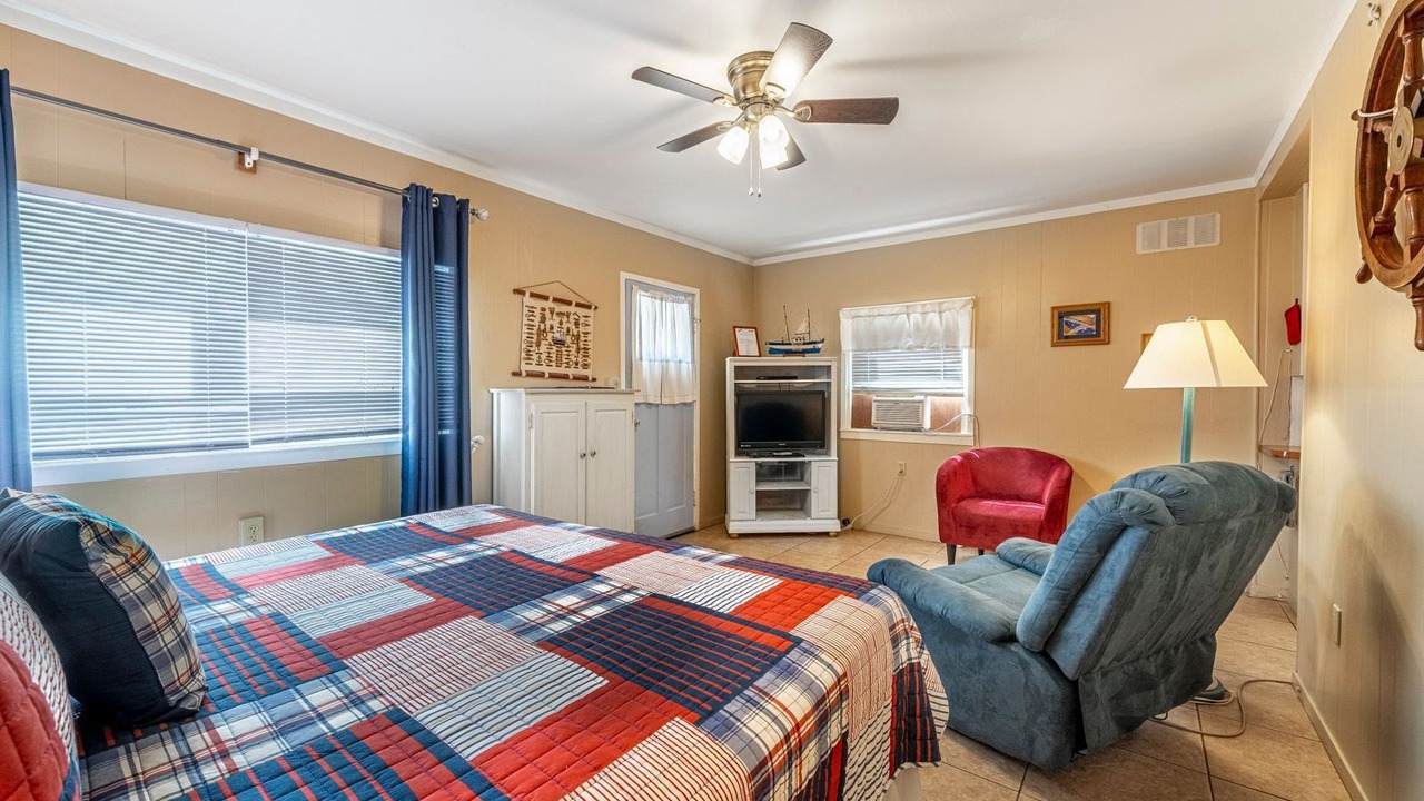 Photo of Bedroom in Mount Dora