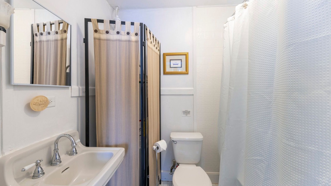 Photo of Bathroom in Mount Dora