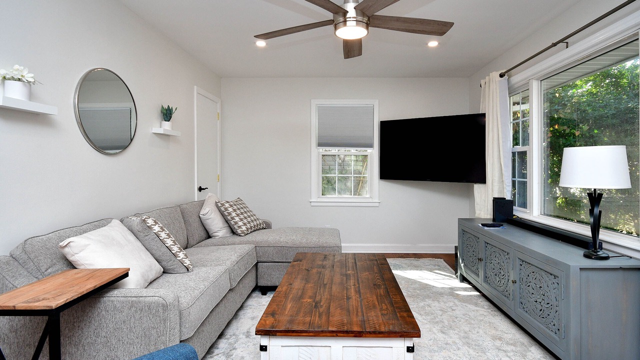 Photo of Livingroom in Greenville