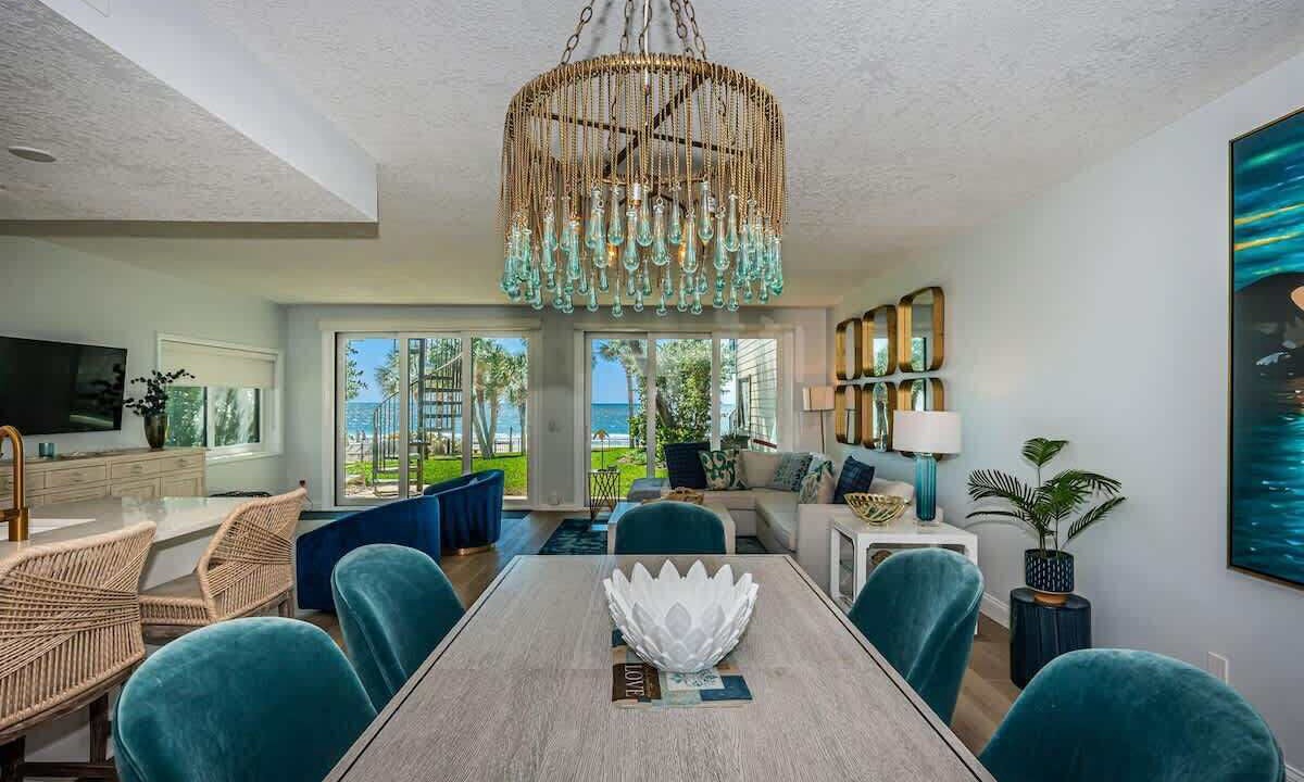 Photo of Livingroom in North Redington Beach