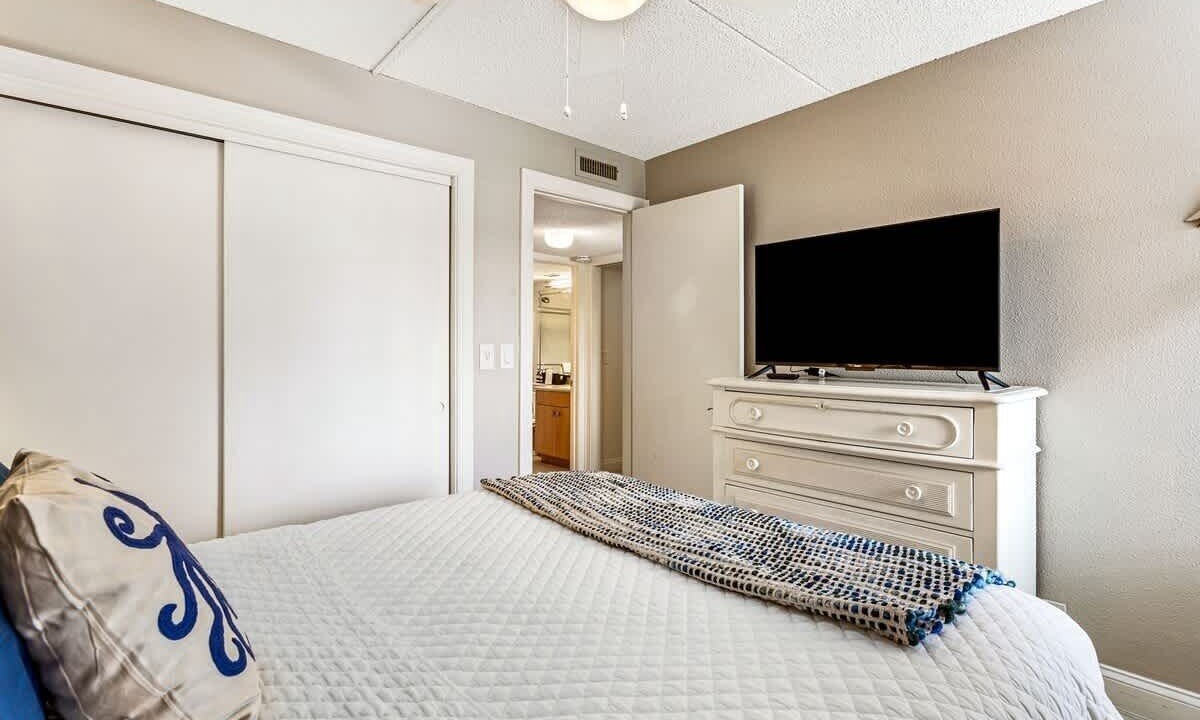 Photo of Bedroom in Belleair Beach