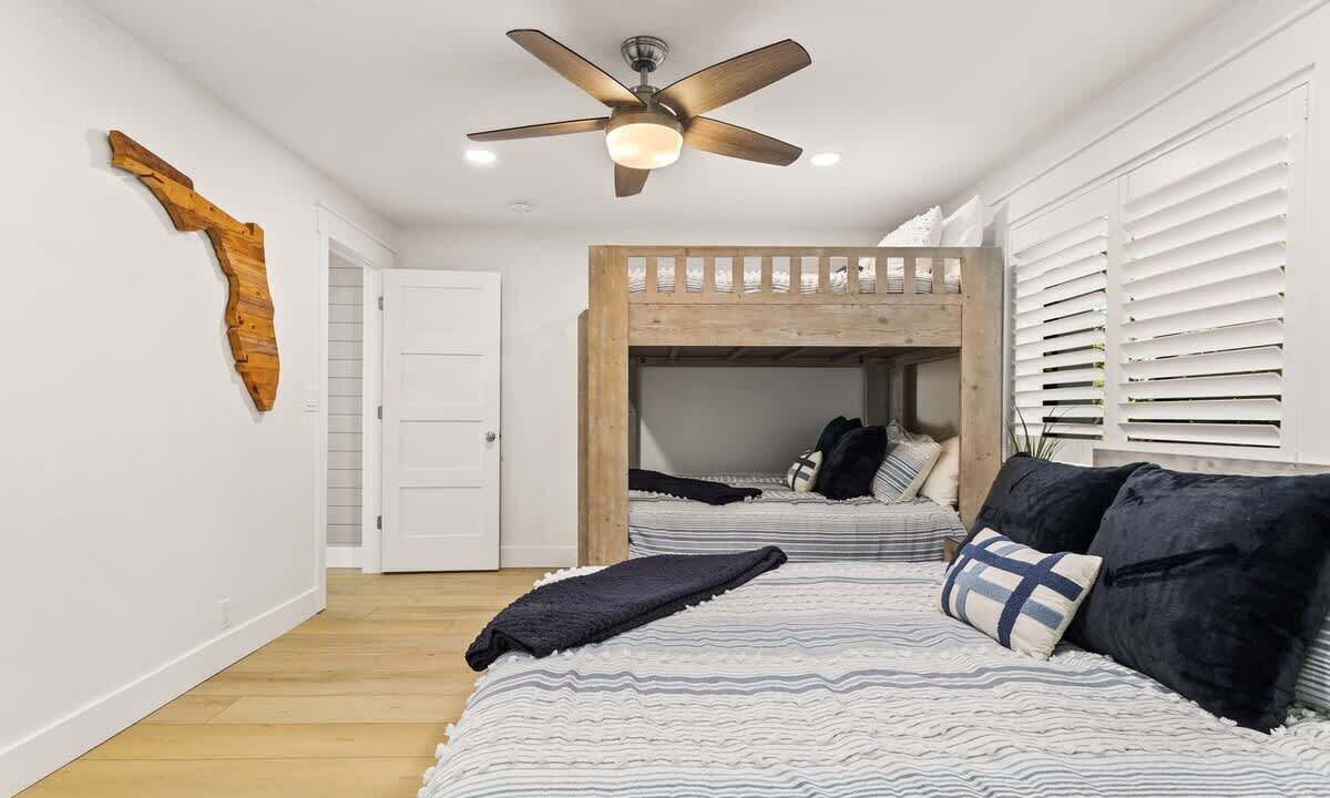 Photo of Bedroom in Belleair Beach