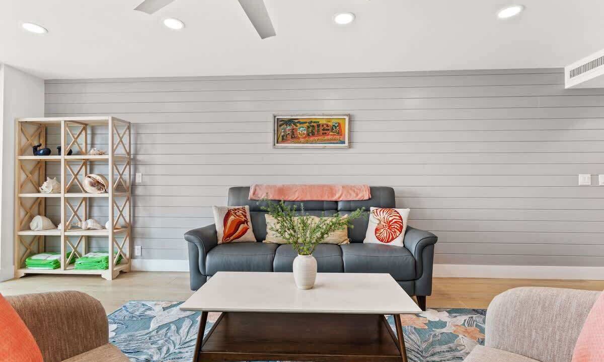 Photo of Livingroom in Belleair Beach