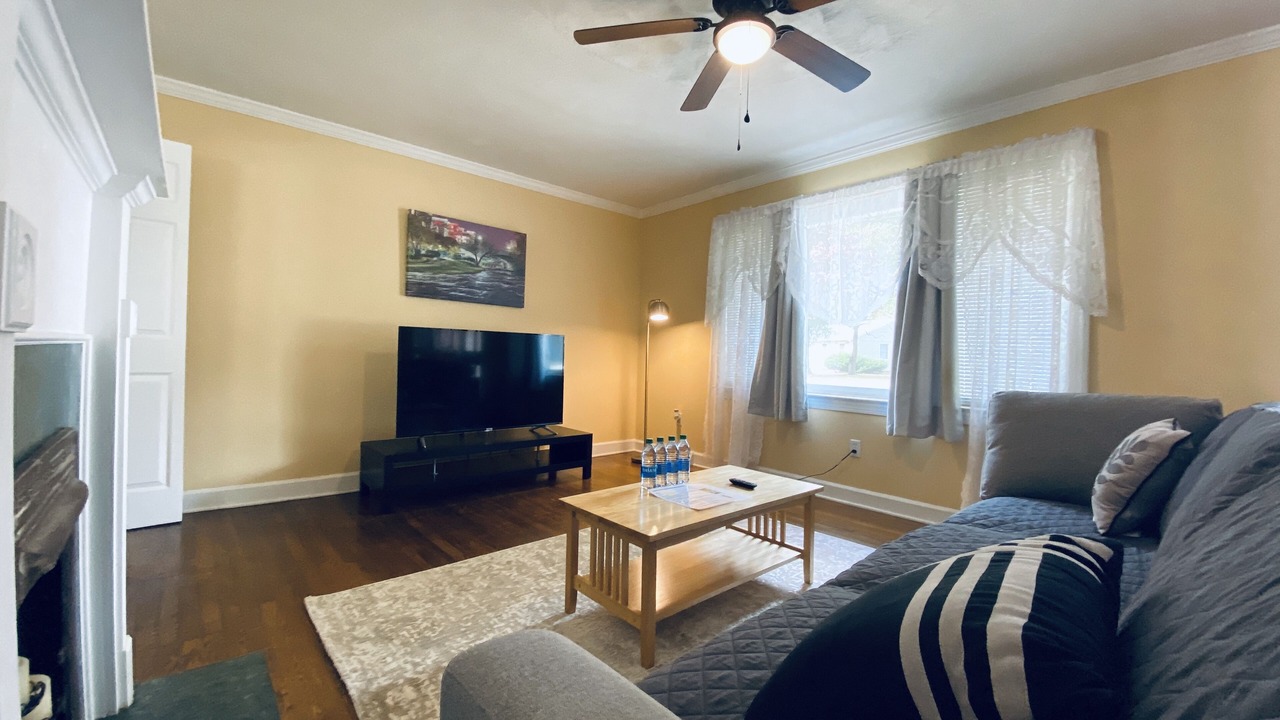 Photo of Livingroom in Simpsonville
