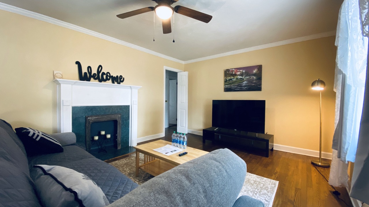 Photo of Livingroom in Simpsonville