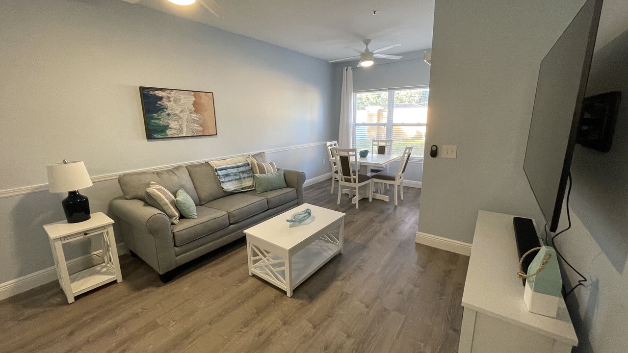Photo of Livingroom in Seminole