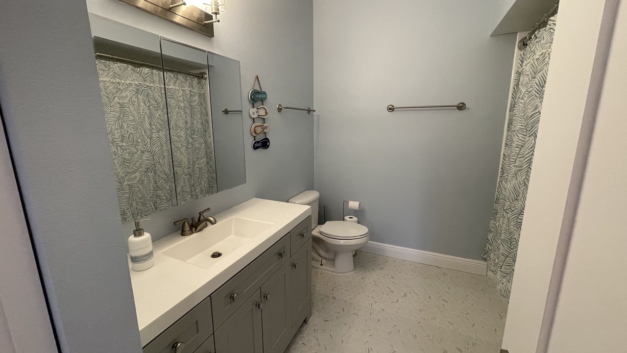 Photo of Bathroom in Seminole