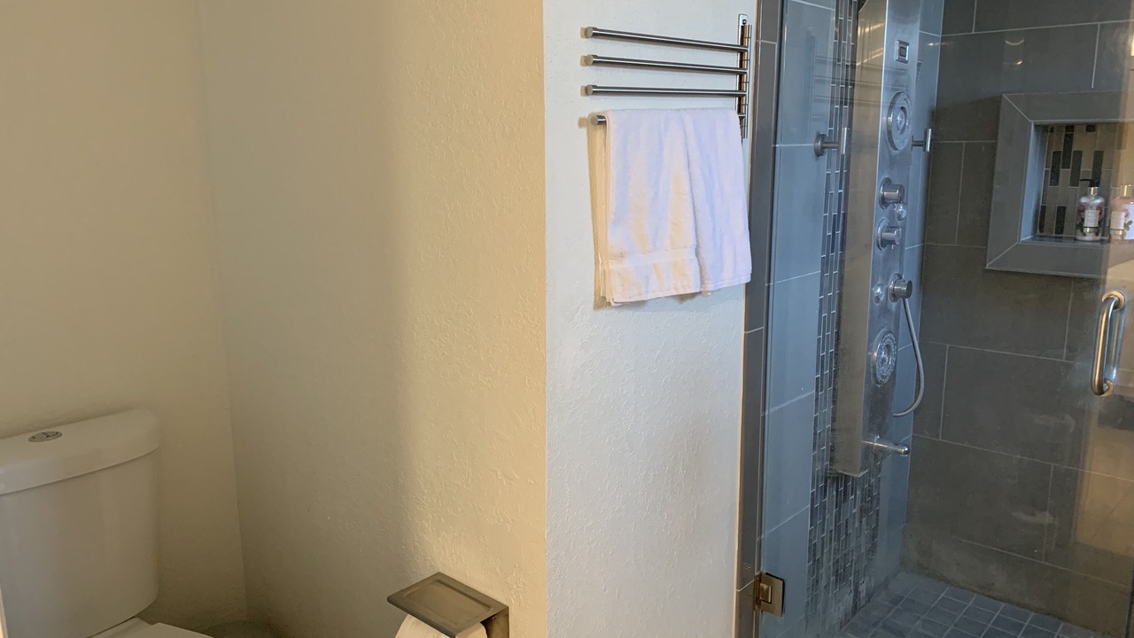 Photo of Bathroom in Tanglewood Terrace