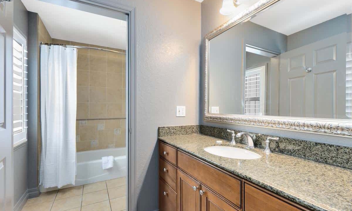 Photo of Bathroom in Reunion