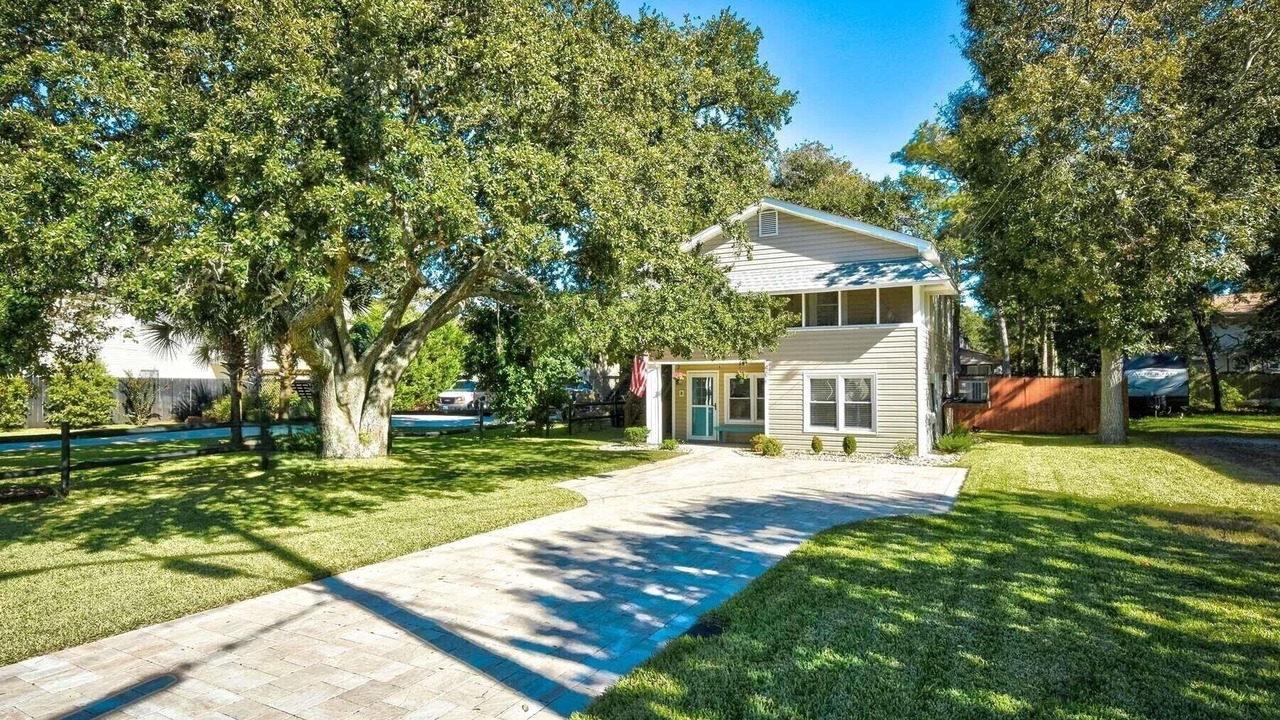 Photo of Outdoor in Windy Hill