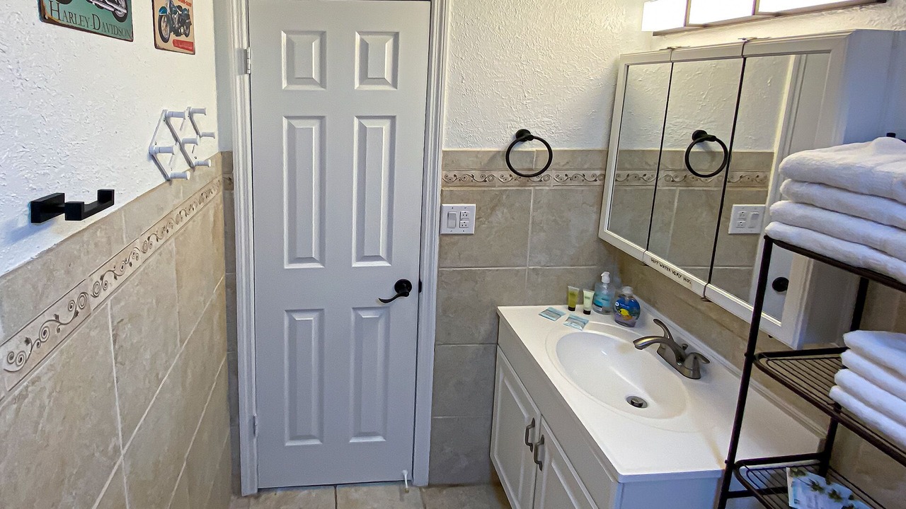 Photo of Bathroom in Lenox Park