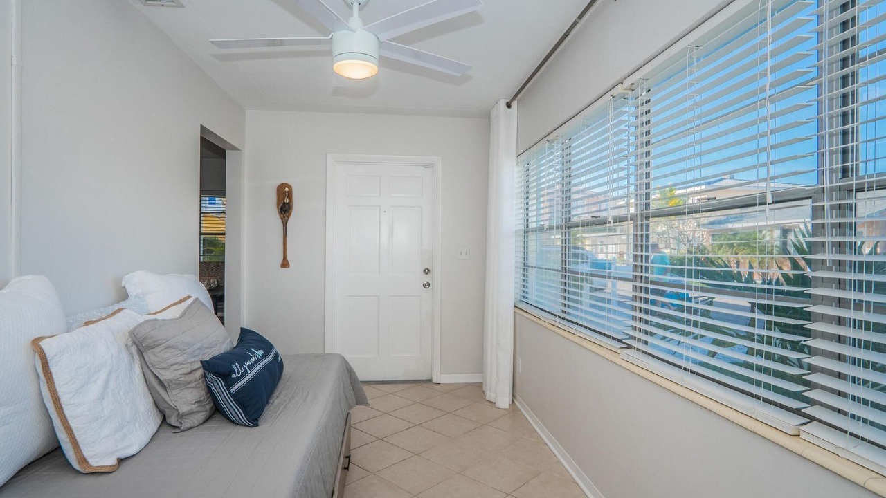 Photo of Bedroom in Redington Shores