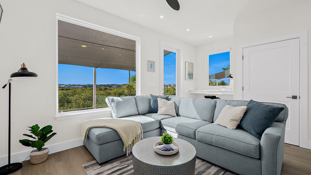 Photo of Livingroom in Downtown Historic District
