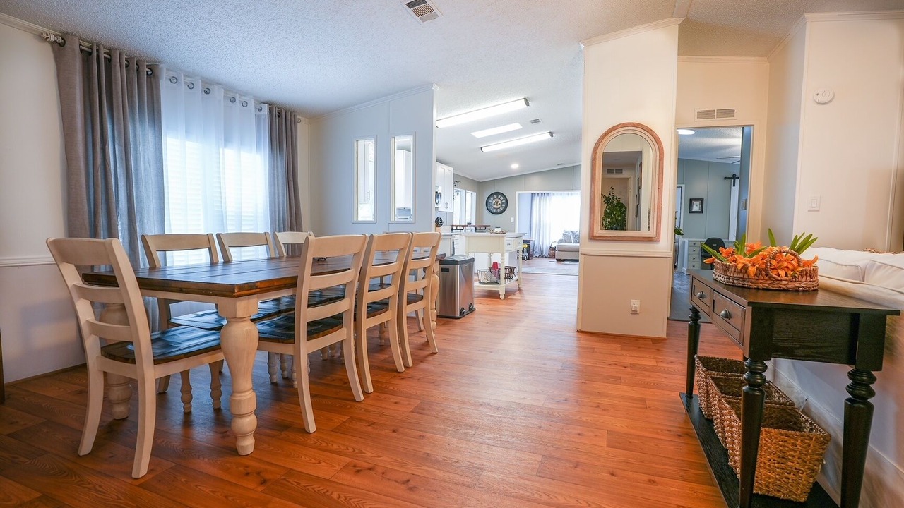 Photo of Livingroom in Tavares