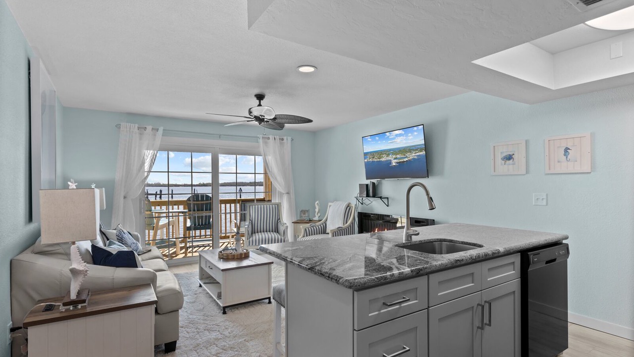 Photo of Livingroom in Cedar Key