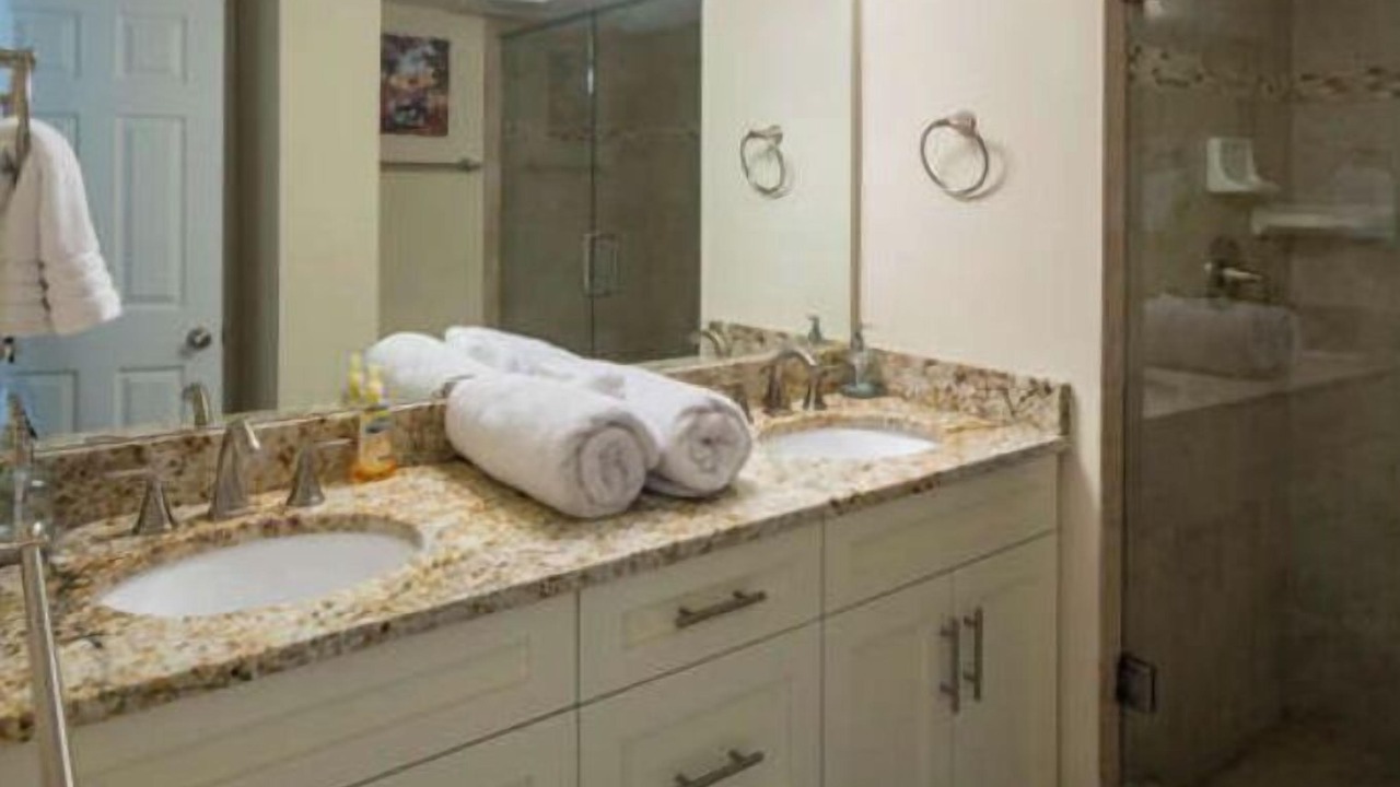 Photo of Bathroom in Sand Key