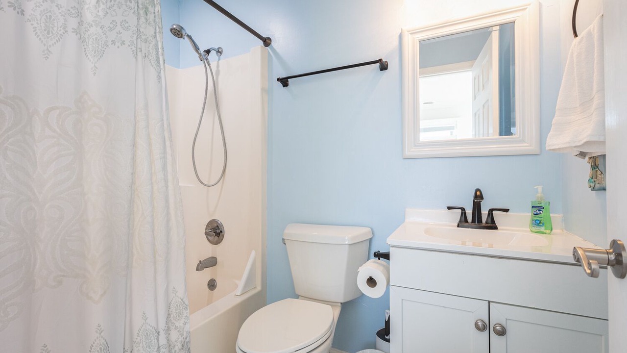 Photo of Bathroom in Kill Devil Hills