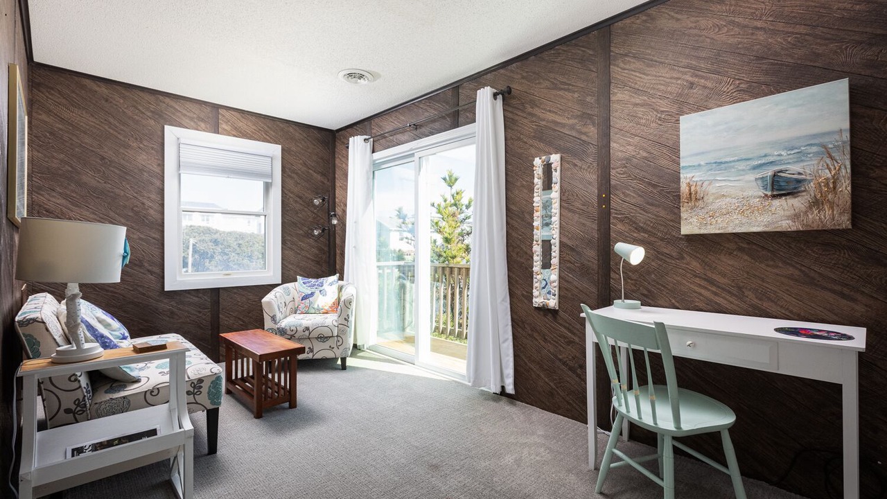 Photo of Livingroom in Kill Devil Hills