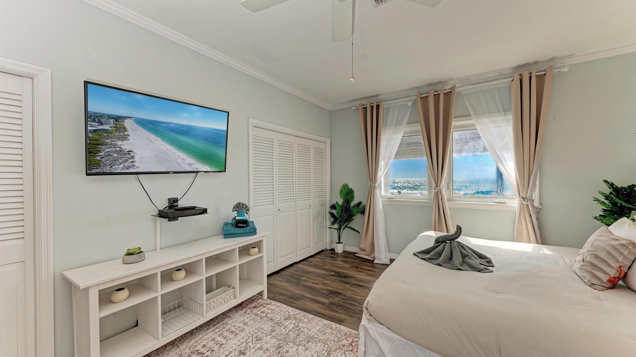 Photo of Bedroom in Independence Square