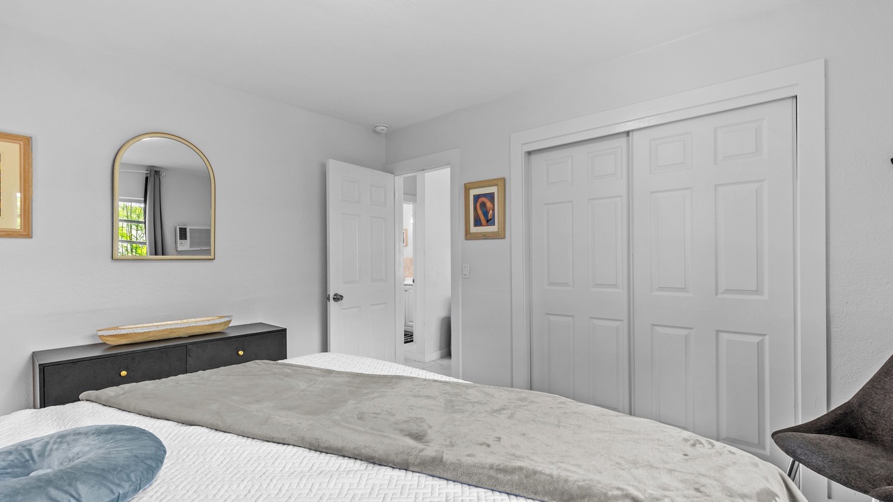 Photo of Bedroom in Bay Esplanade