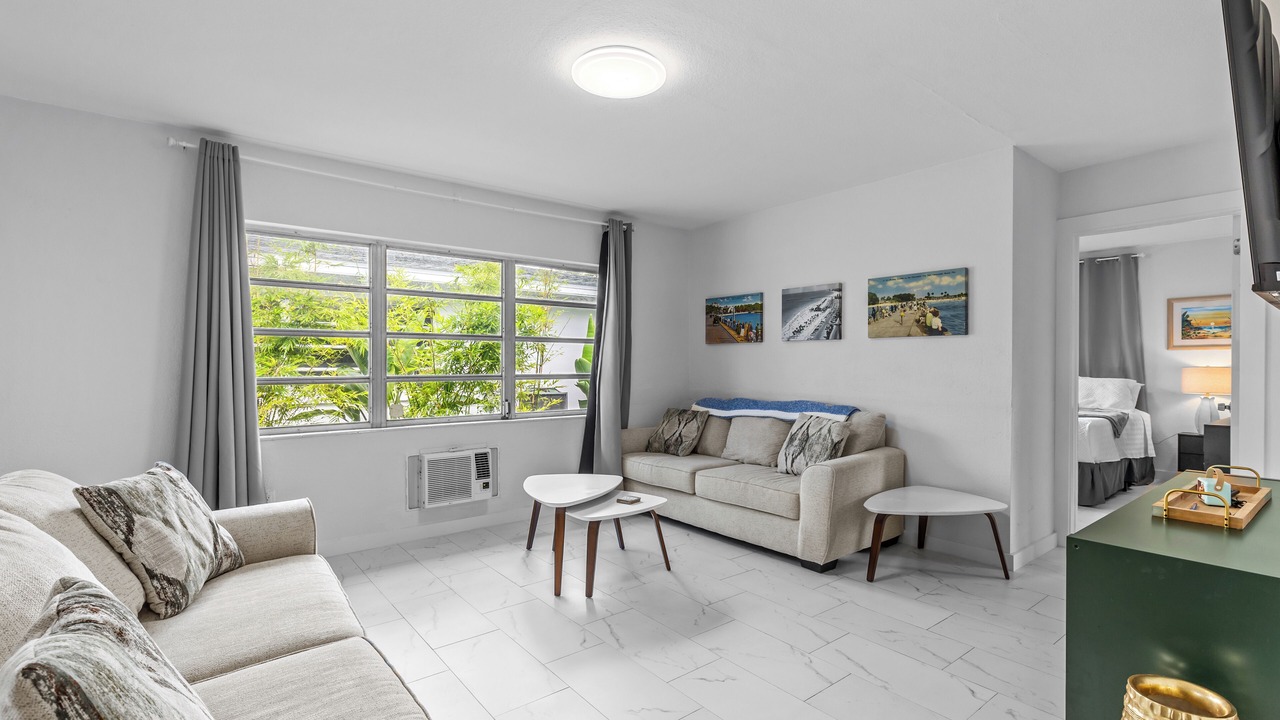 Photo of Livingroom in Bay Esplanade