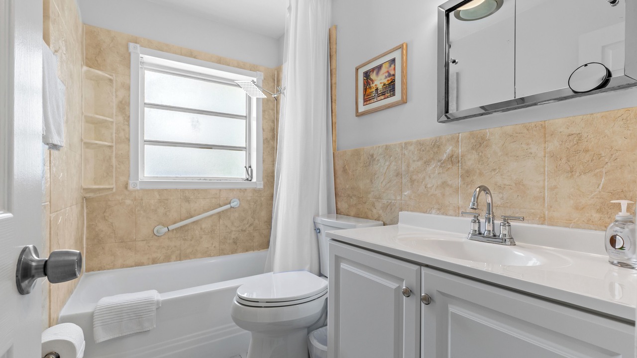 Photo of Bathroom in Bay Esplanade