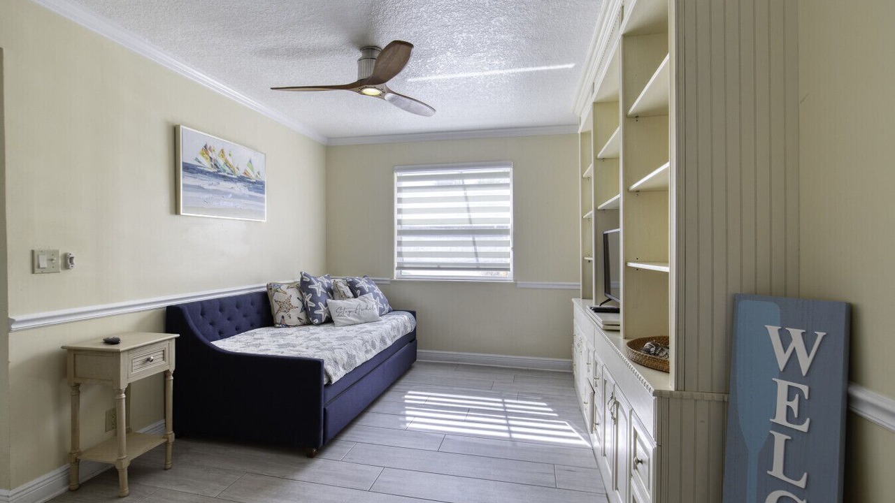 Photo of Livingroom in O'byrne