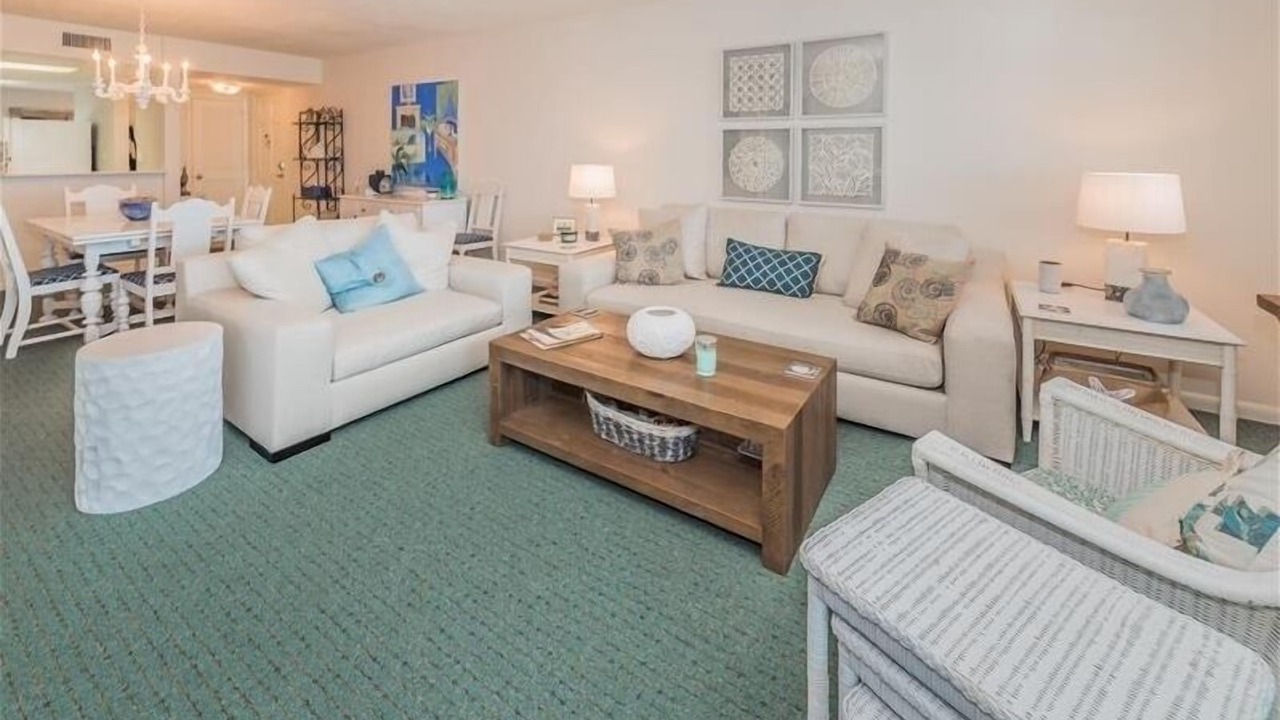 Photo of Livingroom in Belleair Beach