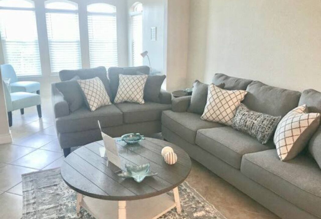 Photo of Livingroom in Cove Cay